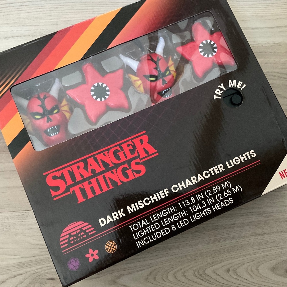 Stranger Things Dark Mischief Character lights, LED 8 NETFLIX music